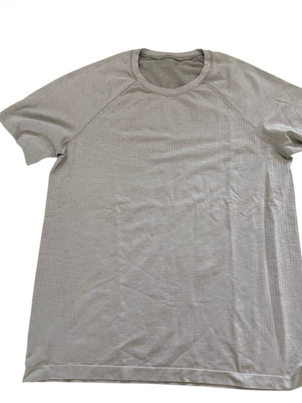 Lululemon Metal Vent Tech Men's Short Sleeve  Neck Shirt - Light Gray size L